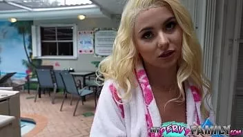 تشغيل Creampied ابنتي المراهقة الجانحة - آريا بانكس -