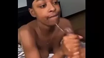 Reproducir Esa mirada en sus ojos cuando te está secando