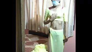 play La trans sexy shila552 si esibisce in masterbate con sari e compilation di pompini