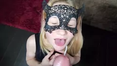 Abspielen Deepthroat-Schlampe wird in 4K ins Gesicht gefickt und abgespritzt