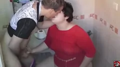 Oynat Big Cock Cravings: Claudia Marie Ctdx bir BBW'nin iştahını besliyor