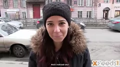 播放 俄罗斯黑发美女在假特工选角中失去了害羞，最后以火辣中出结束